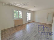 Appartement à BRIVES-CHARENSAC