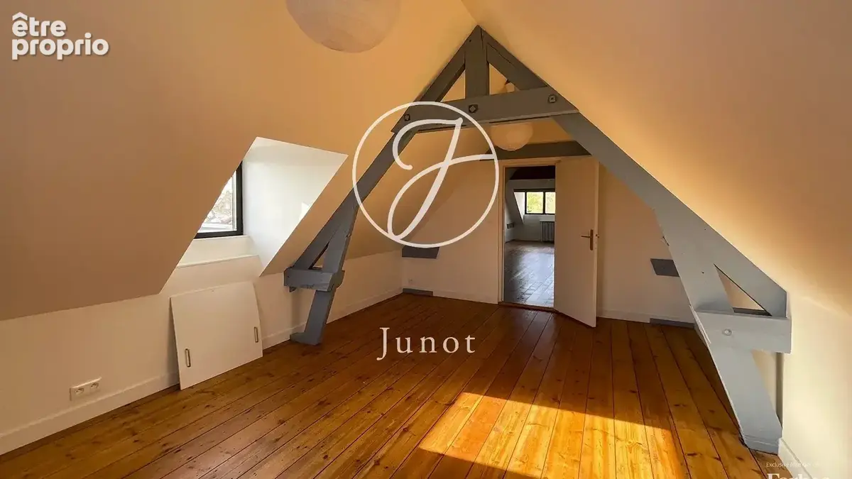 Marcq-en-Baroeul  – BROSSOLETTE – Maison à vendre – 8 pièces – 292,1m² loi Carrez – 6 chambres - Bureau – Terrasse – Jardin – St - photo 19
