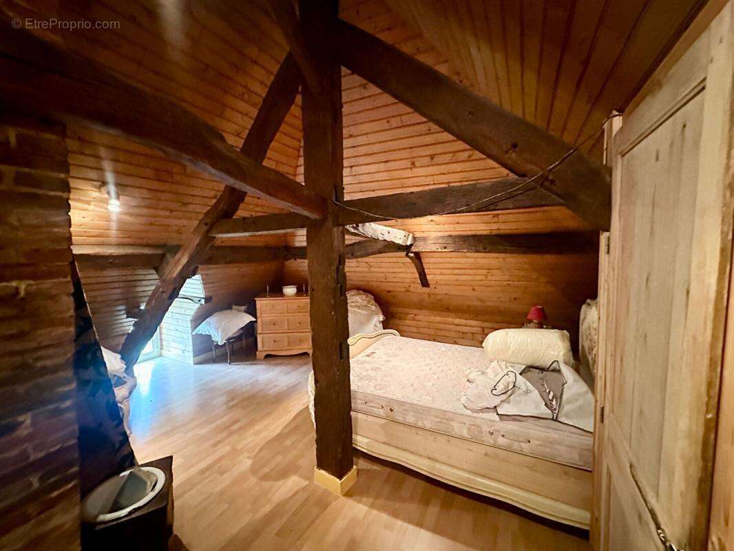 Maison à PONT-L&#039;EVEQUE