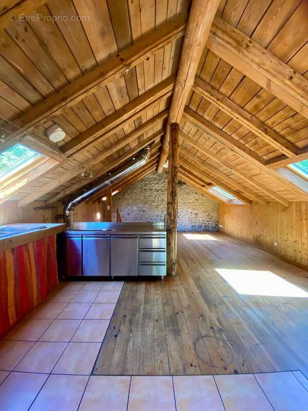 Maison 80 m² à Devesset  - photo 4