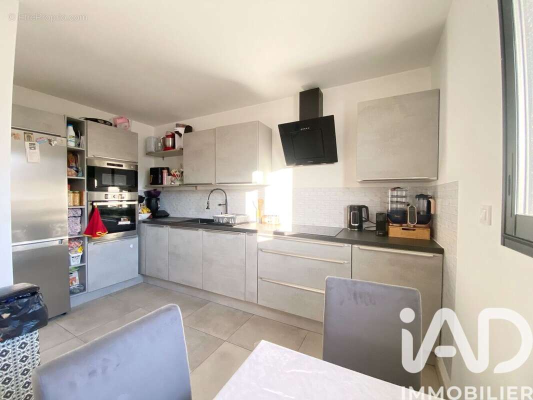 Photo 4 - Maison à SORGUES