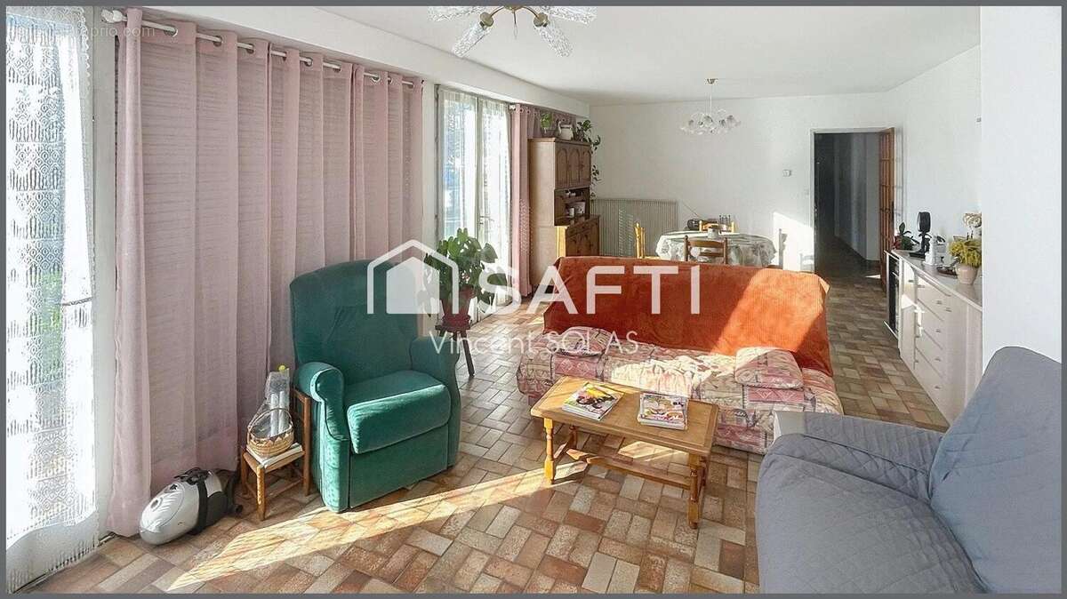 Photo 5 - Maison à SAINTE-GEMME-LA-PLAINE