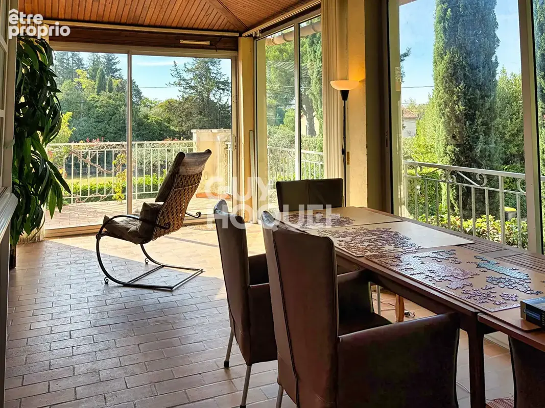 UNE MAISON, DEUX ESPACES DE VIE ! Le potentiel d'une grande maison familiale, à découvrir chez GUY HOQUET CARPENTRAS - photo 11