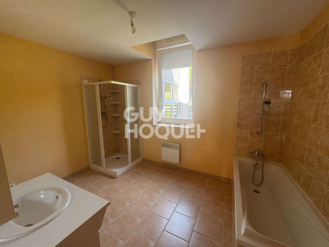 Appartement à RUOMS