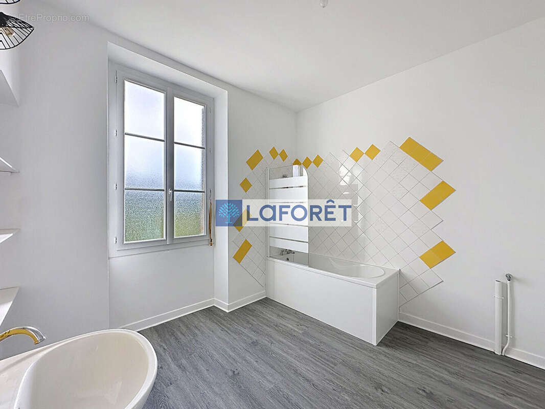 Maison à HUMES-JORQUENAY