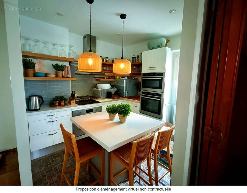 Appartement à MARSEILLE-5E