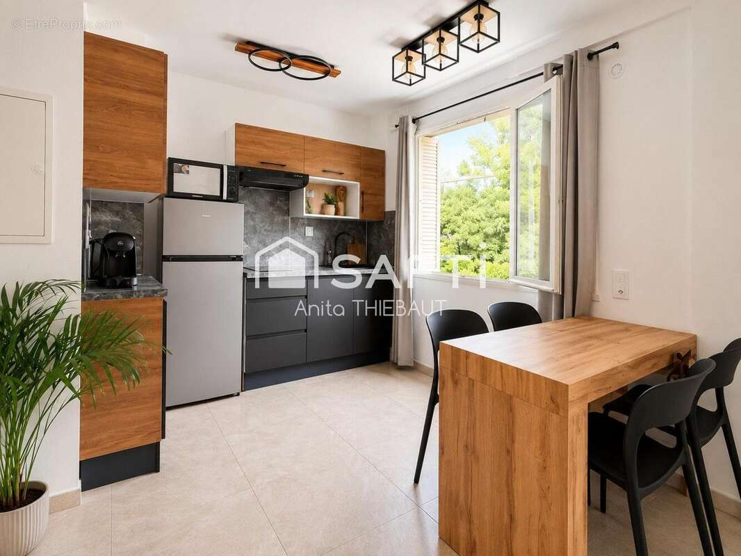Photo 2 - Appartement à SAINT-RAPHAEL