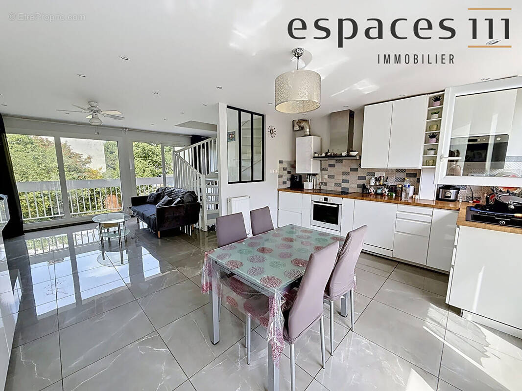 Maison à MONTIGNY-LE-BRETONNEUX