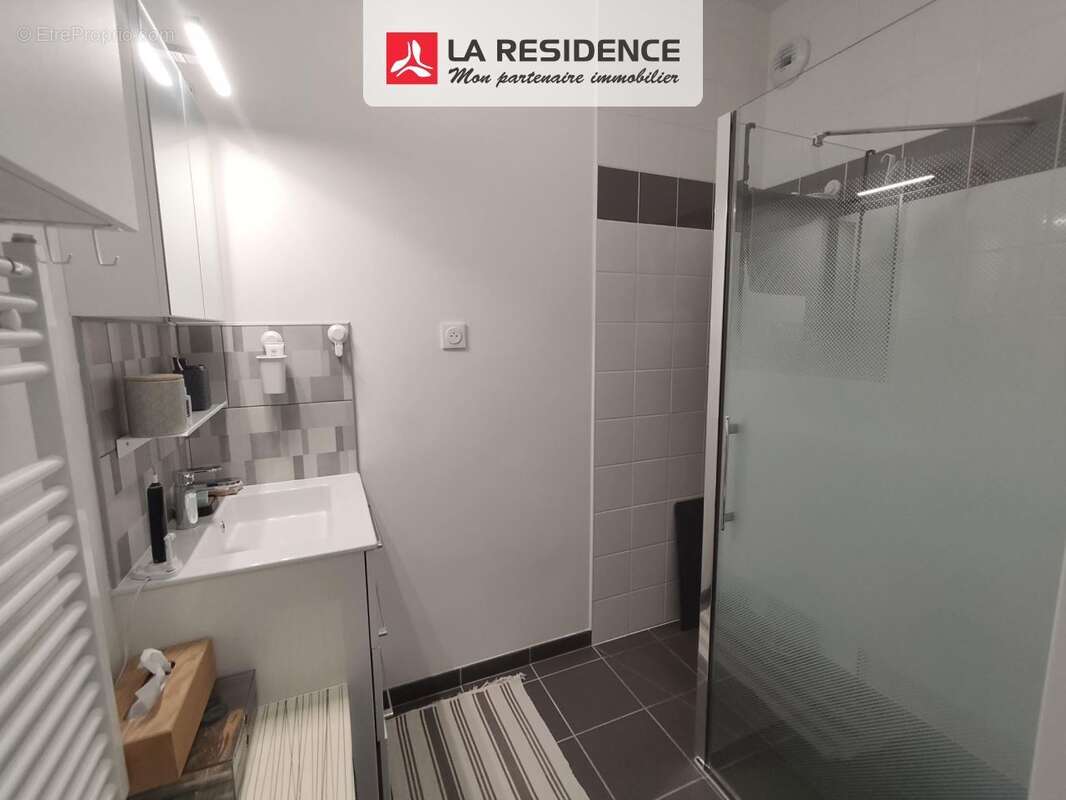 Appartement 62 m² à Mont-Saint-Aignan  - photo 8