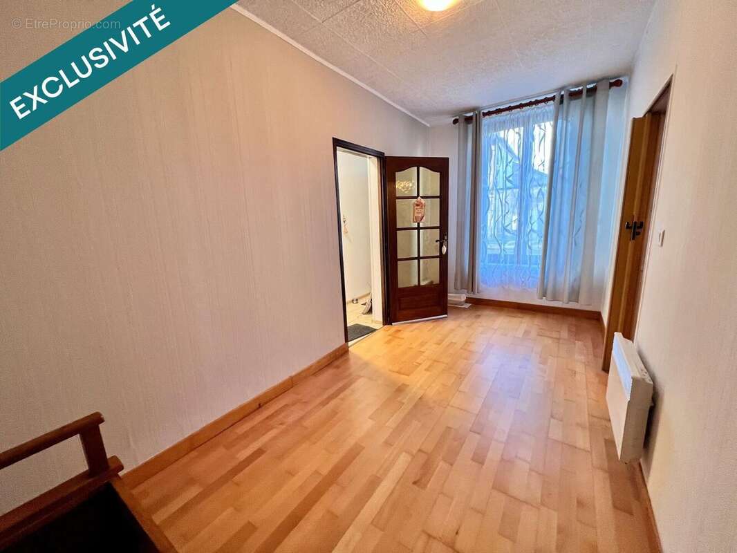 Photo 5 - Maison à VILLERS-COTTERETS