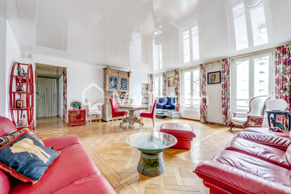 Appartement à PARIS-20E