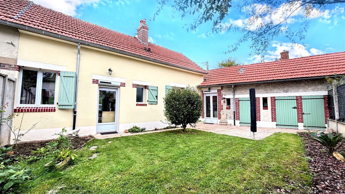 Maison à LE GAULT-SAINT-DENIS