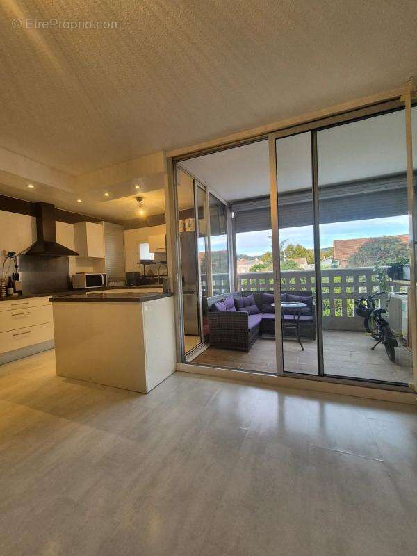 Appartement à PLAN-DE-CUQUES