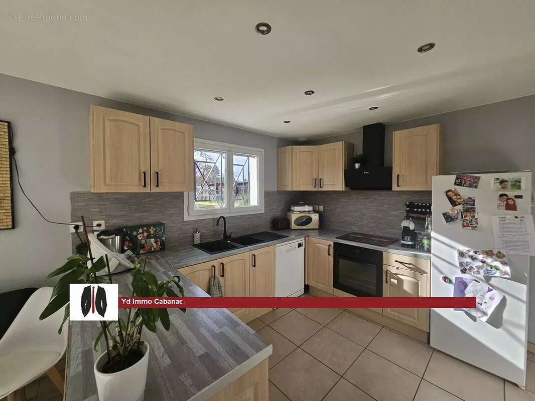 Maison à CABANAC-ET-VILLAGRAINS