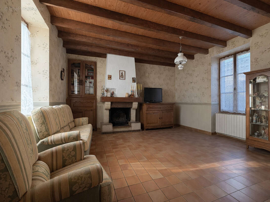 Maison à ANTRAN