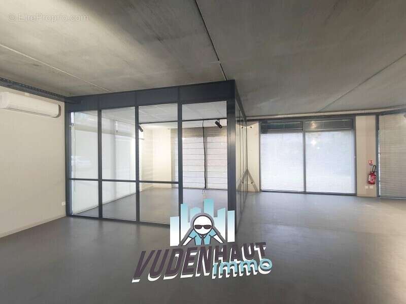 Commerce à CORNEBARRIEU