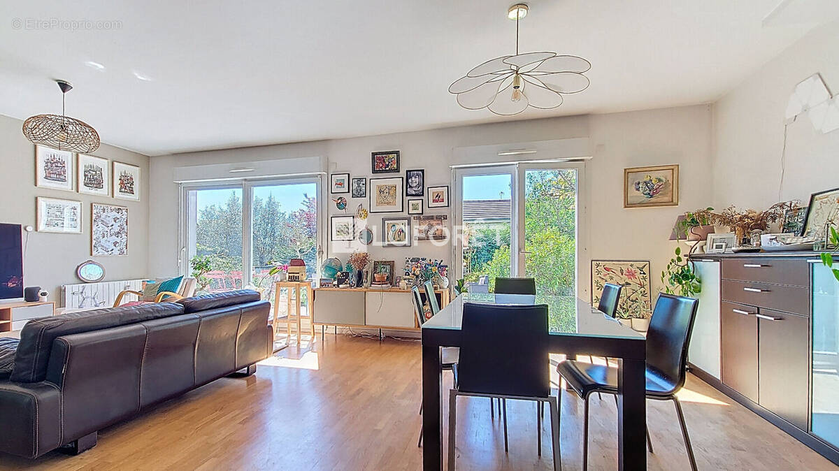 Maison à MONTMORENCY