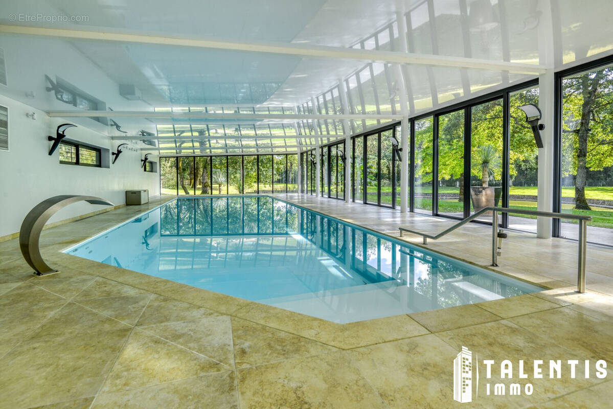 Maison à SAINT-AIGNAN-GRANDLIEU