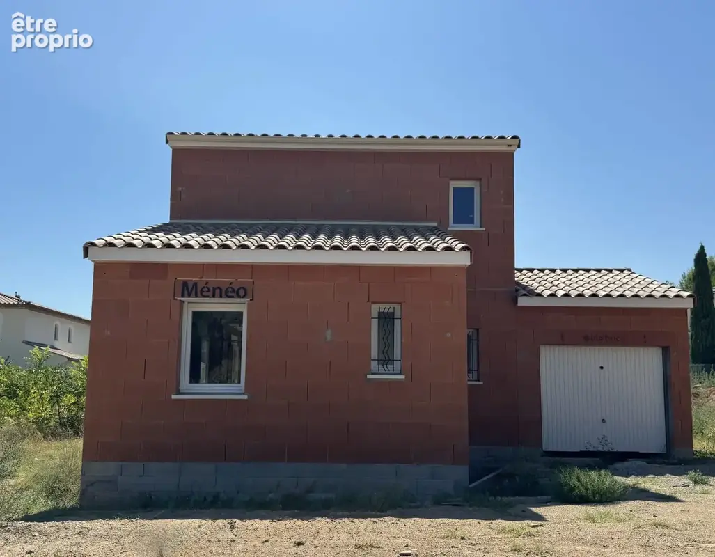 Maison 5 pièces 102 m² à vendre à Clermont-L'herault (34800) - photo 2