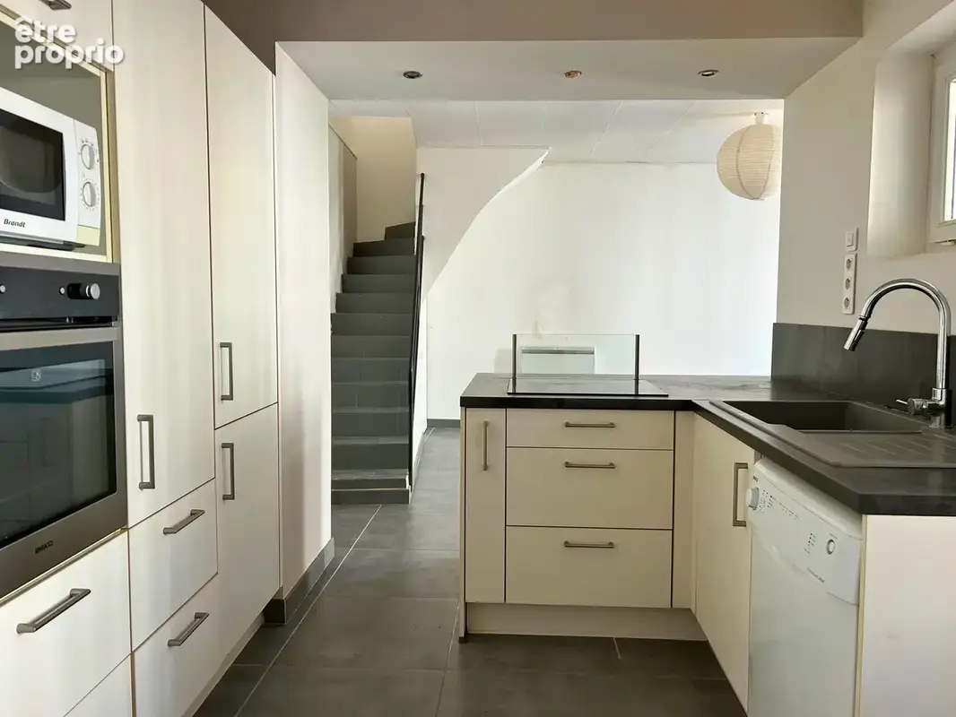 MAISON DE VILLE avec cour à 150 m du Parc François 1er à Cognac - photo 3