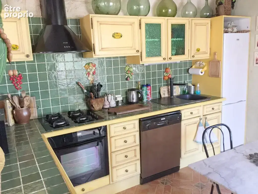 Villa plain pied, dépendance et jardin de 2090m² - photo 12