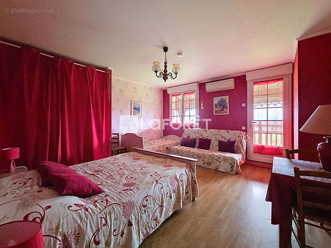 Maison à HAGETMAU