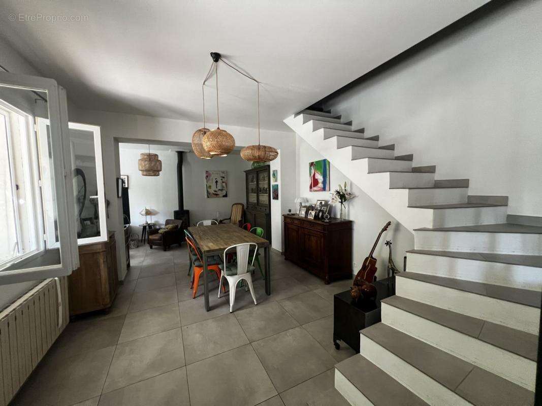 Maison à SAINT-GILLES