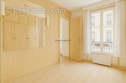 Appartement à PARIS-4E