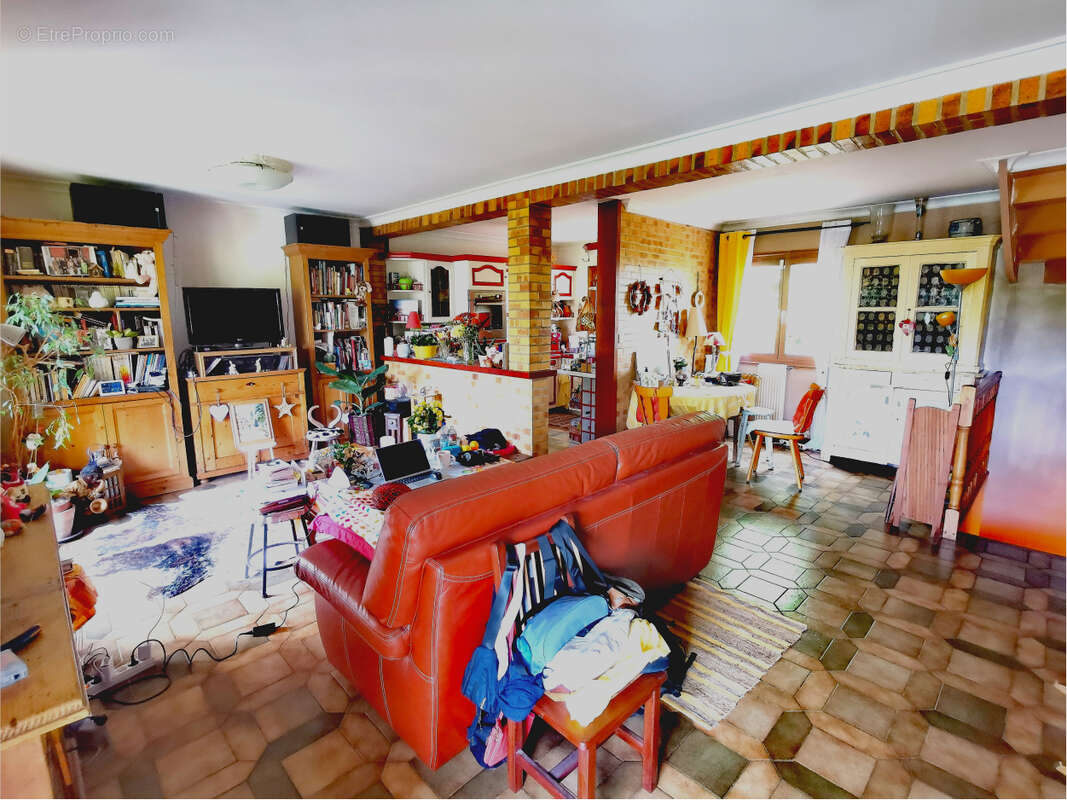 Maison Chelles 5 pièces PROCHE GARE CHELLES (12min à pieds) - photo 4