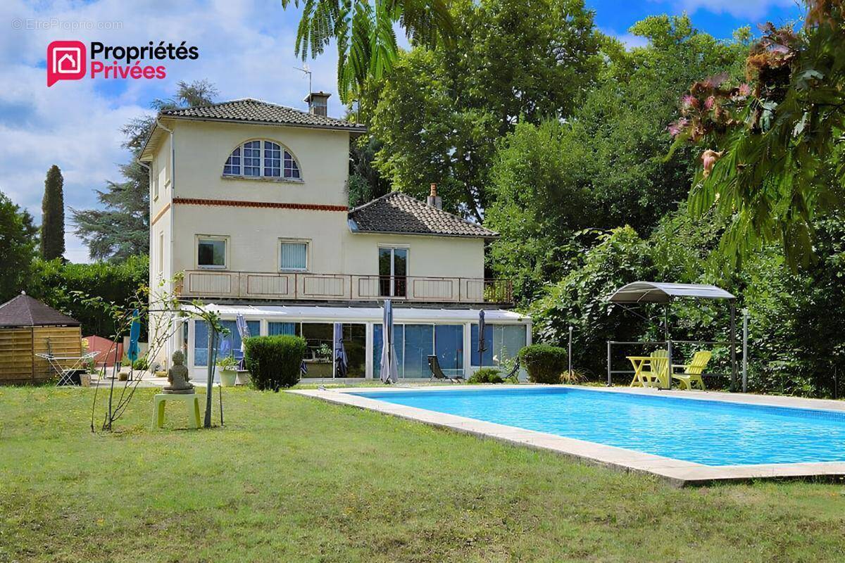 Maison à SAINTE-LIVRADE-SUR-LOT