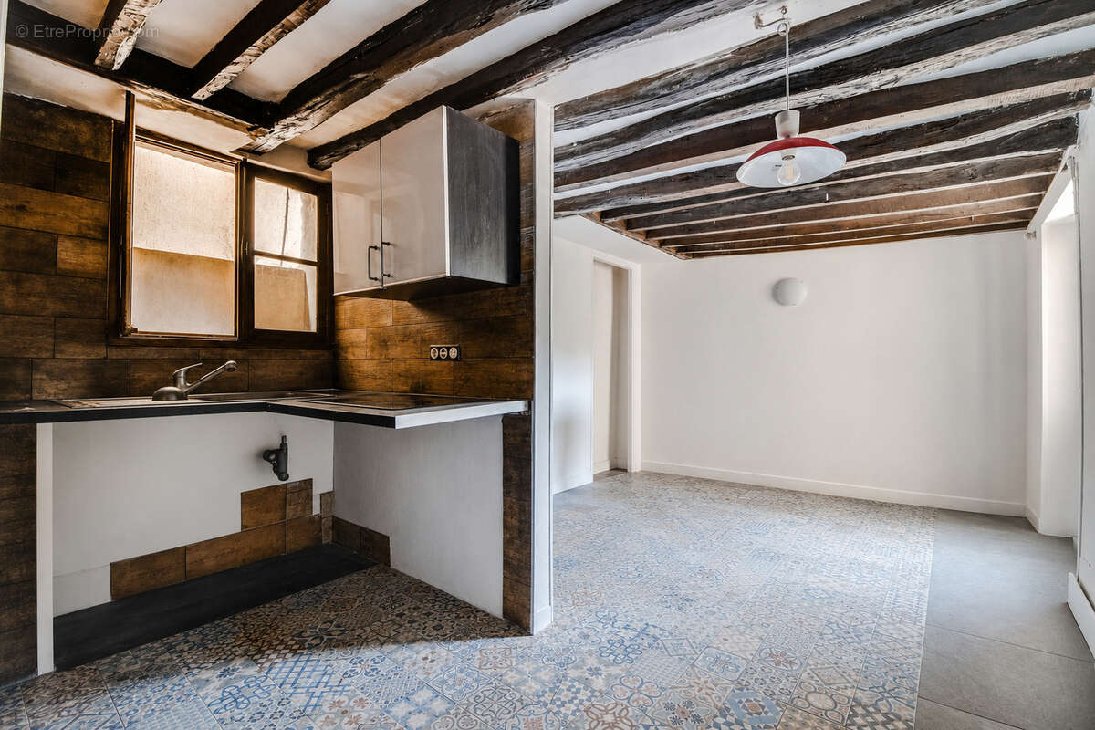 Appartement à PARIS-11E
