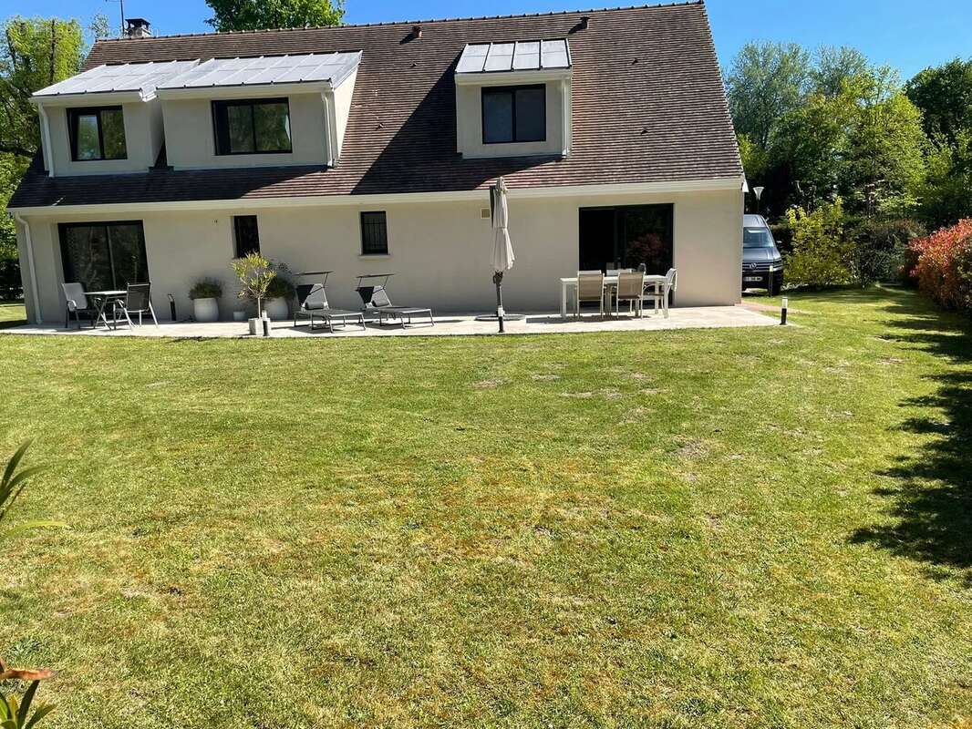 Maison à NOISY-SUR-ECOLE