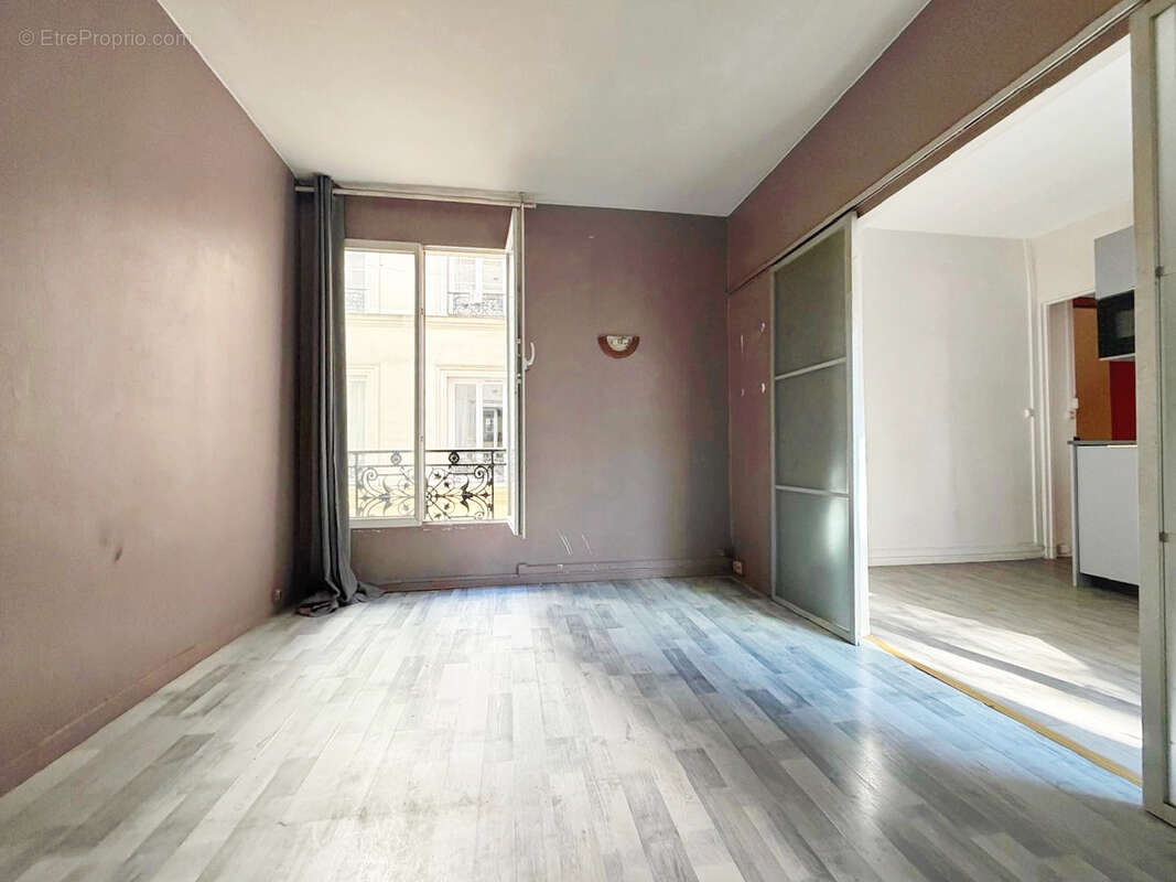 Appartement à PARIS-11E