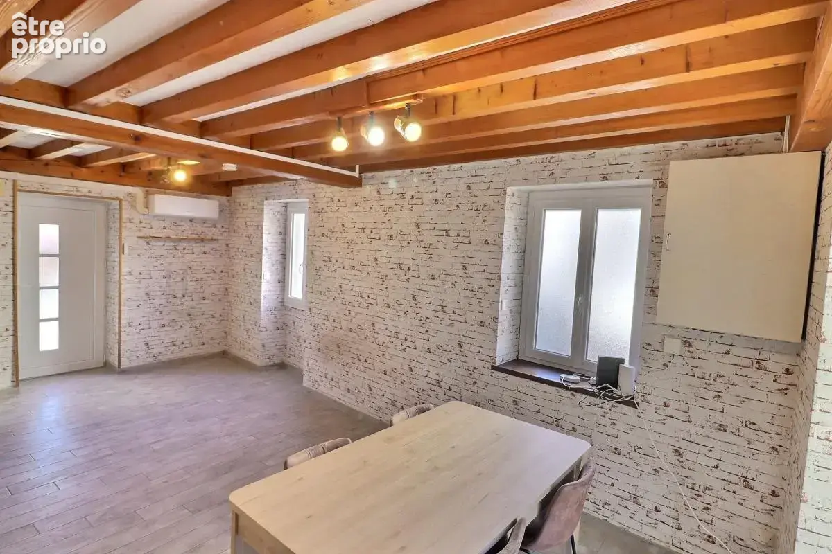 Maison T3 centre village - Terrain de 140m2 - photo 9