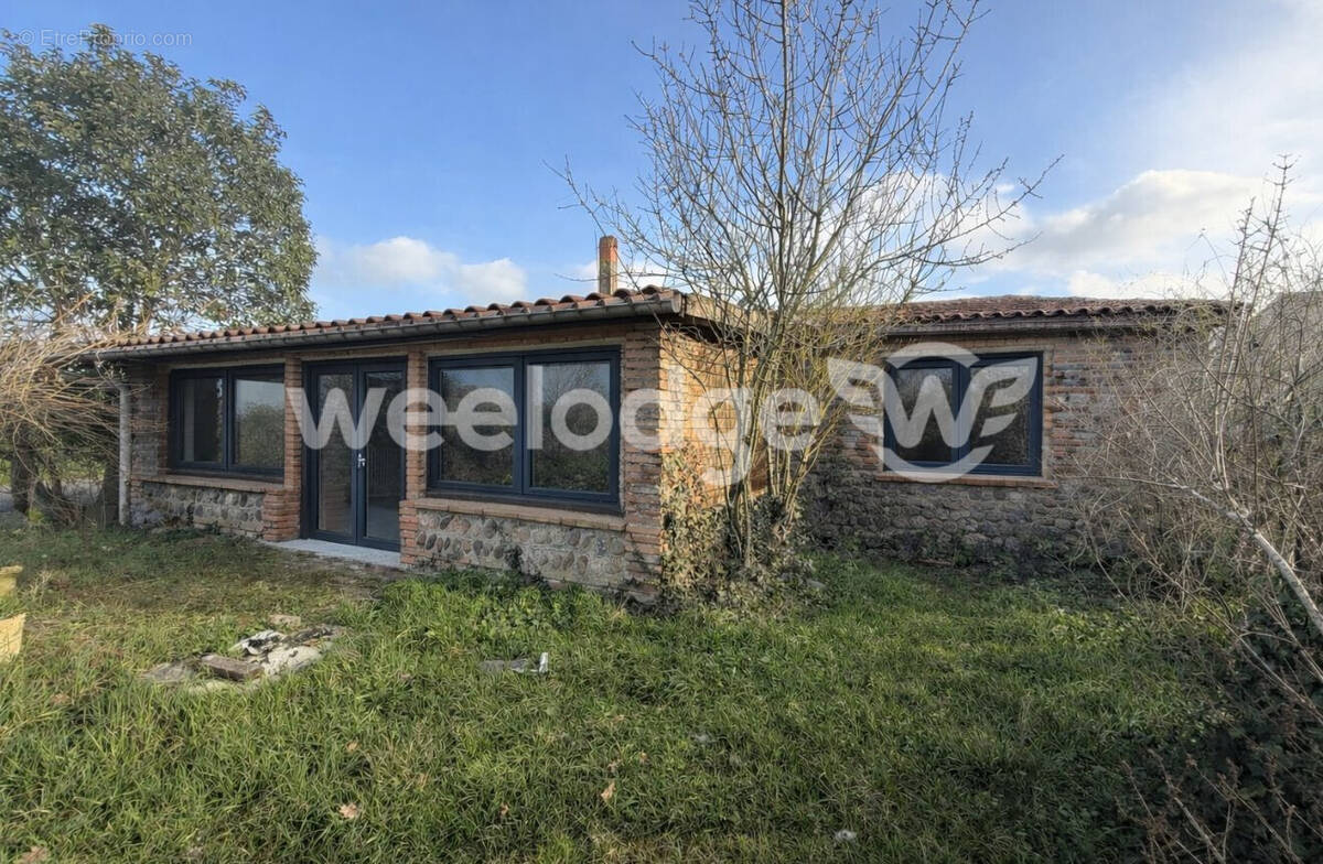 Maison à MONDONVILLE