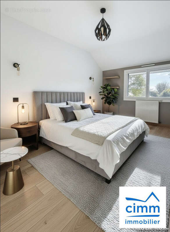 Maison à CHARTRES-DE-BRETAGNE