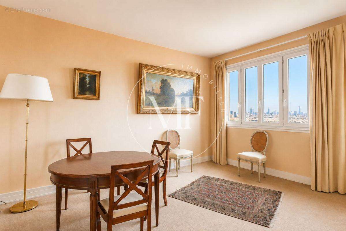 Appartement à SAINT-CLOUD