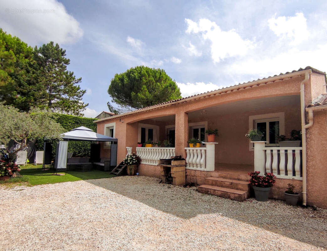 Maison à BOISSET-ET-GAUJAC