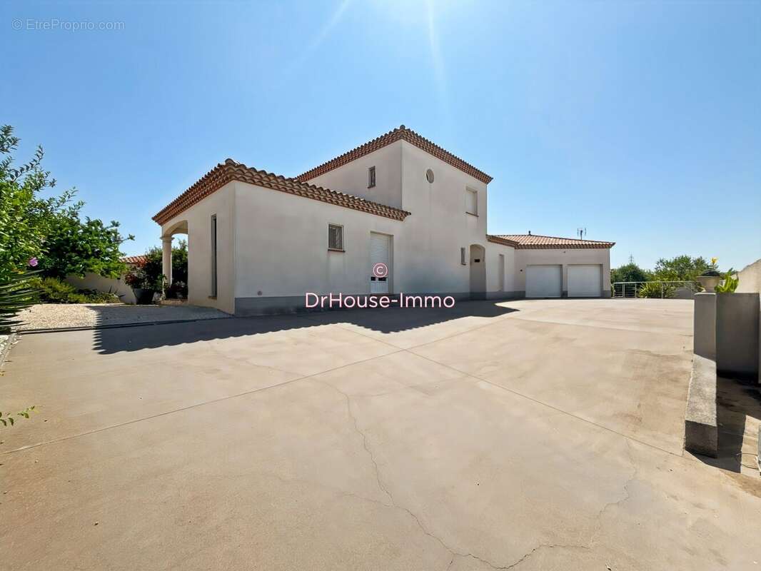 Maison à VILLENEUVE-LES-BEZIERS