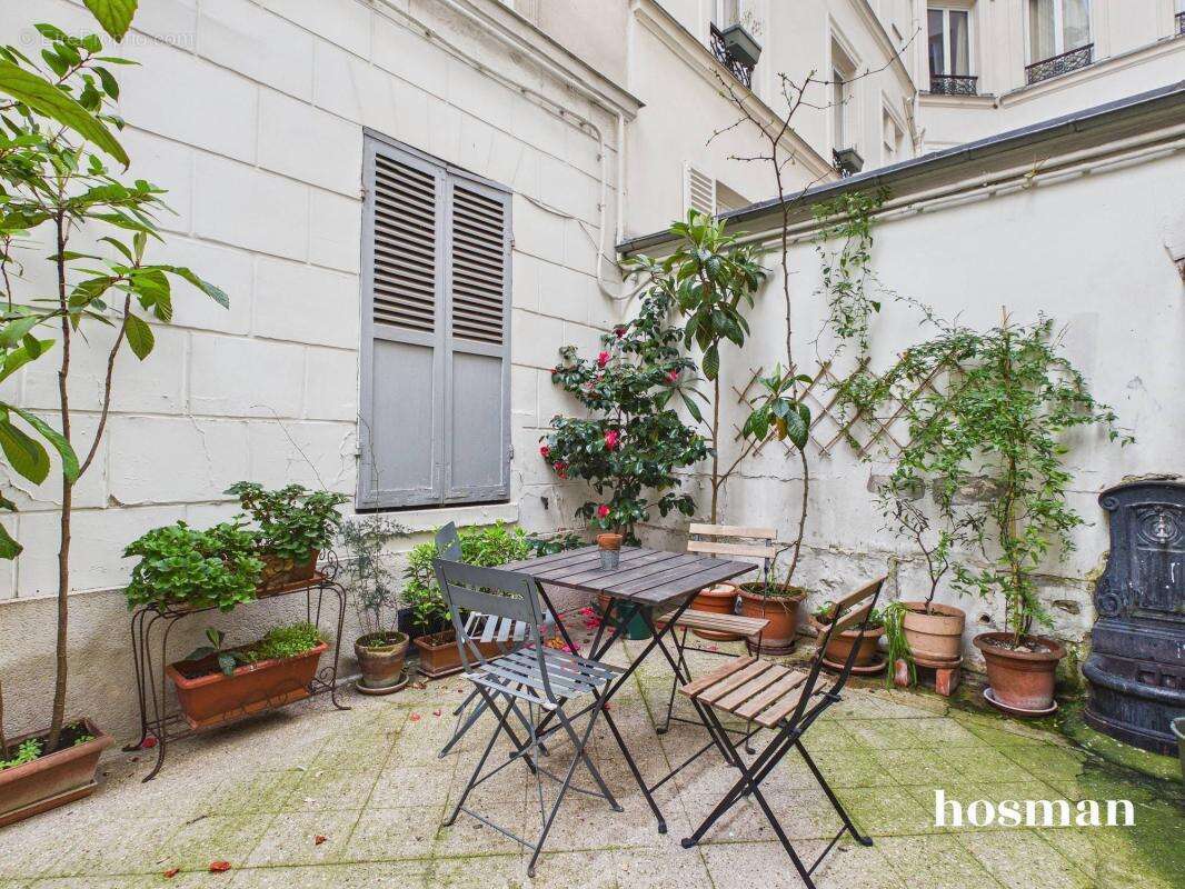 Appartement à PARIS-18E