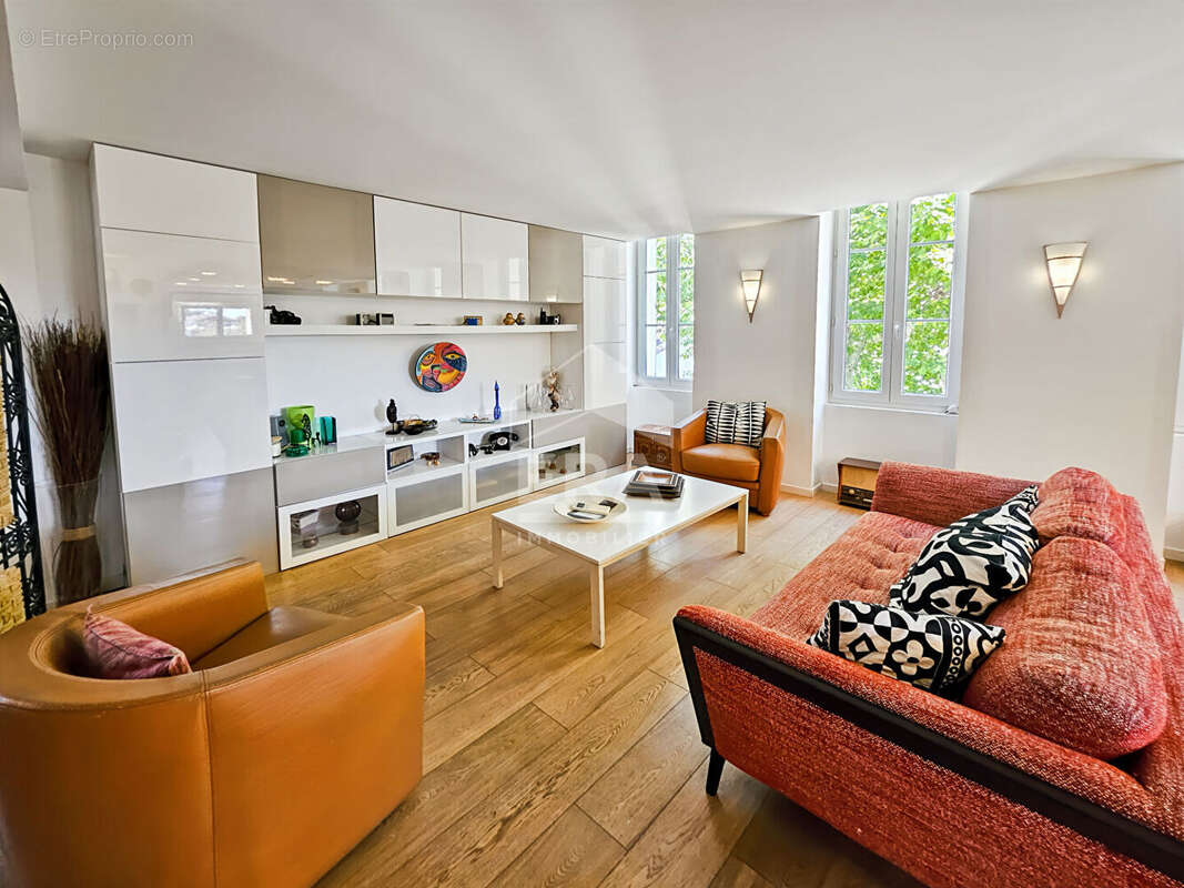 Appartement à SEPTEMES-LES-VALLONS