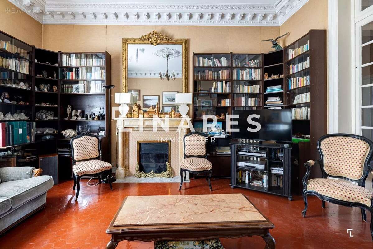 Appartement à MARSEILLE-8E