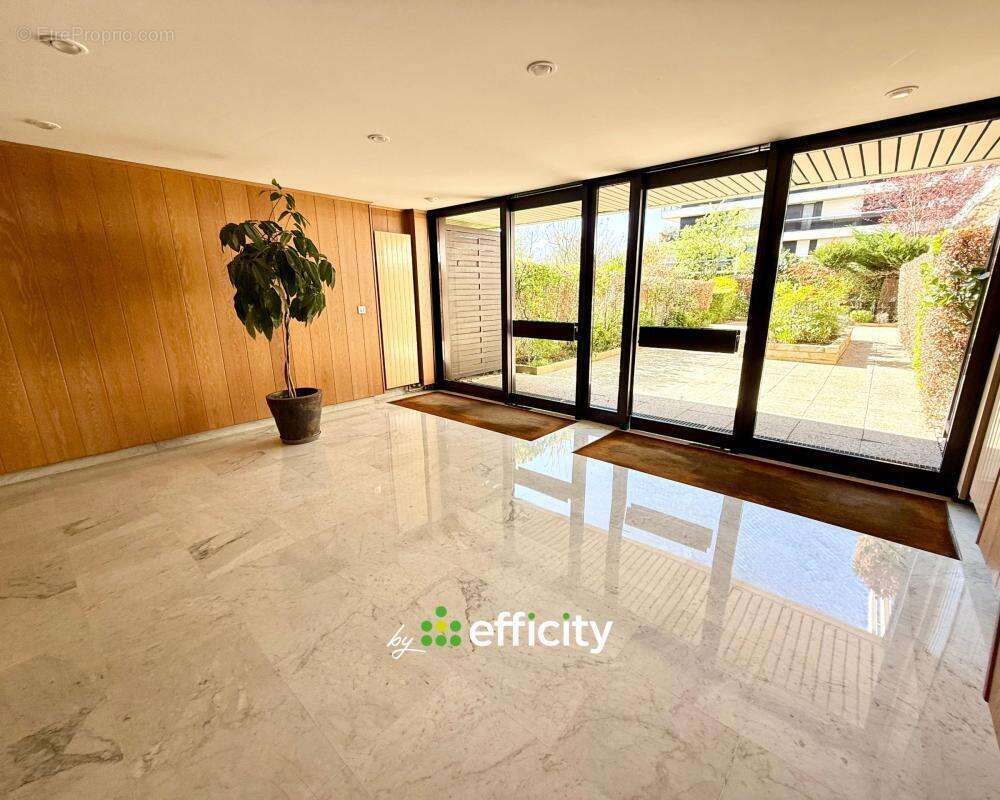 Appartement à LE CHESNAY