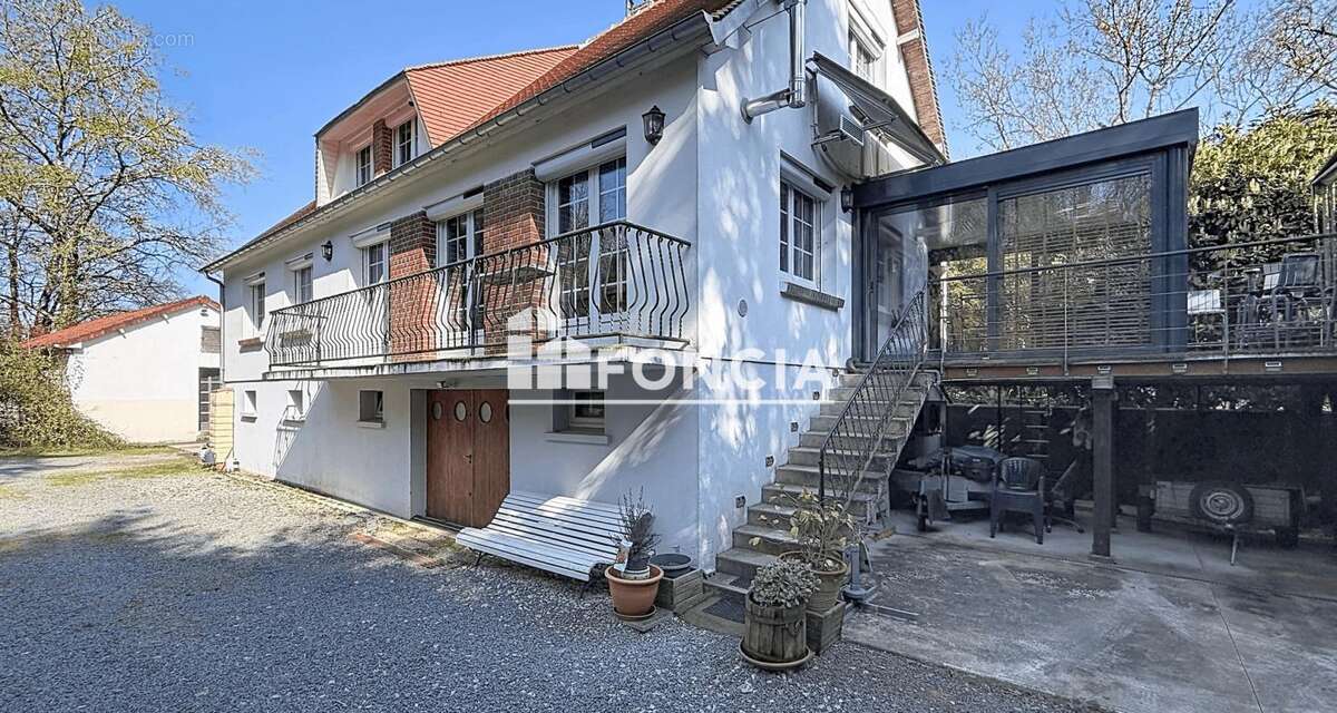 Maison à SAINT-GERMAIN-DE-LIVET