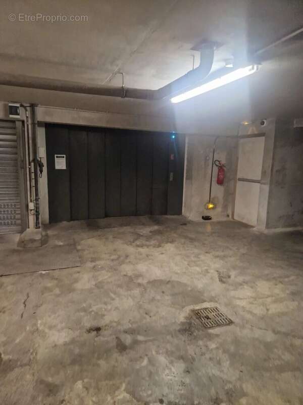 Parking à NICE