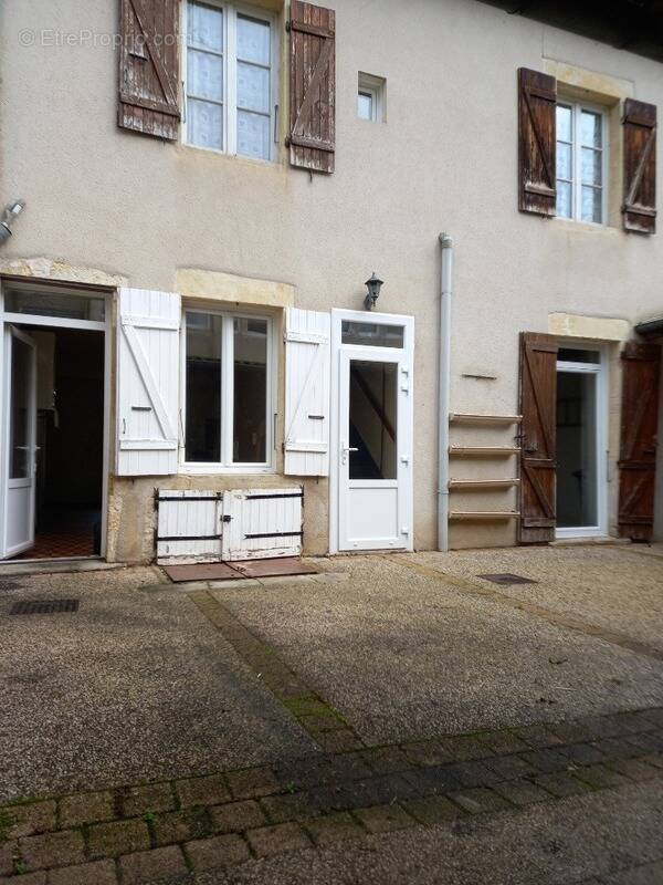 Maison à GRAY