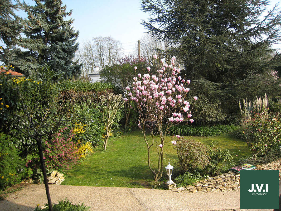 Maison à MONTMORENCY