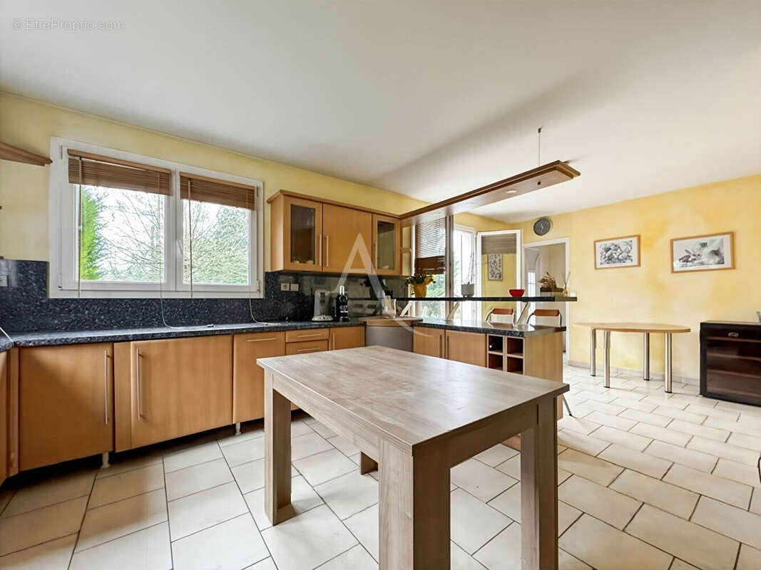 Maison à SAINT-HILAIRE