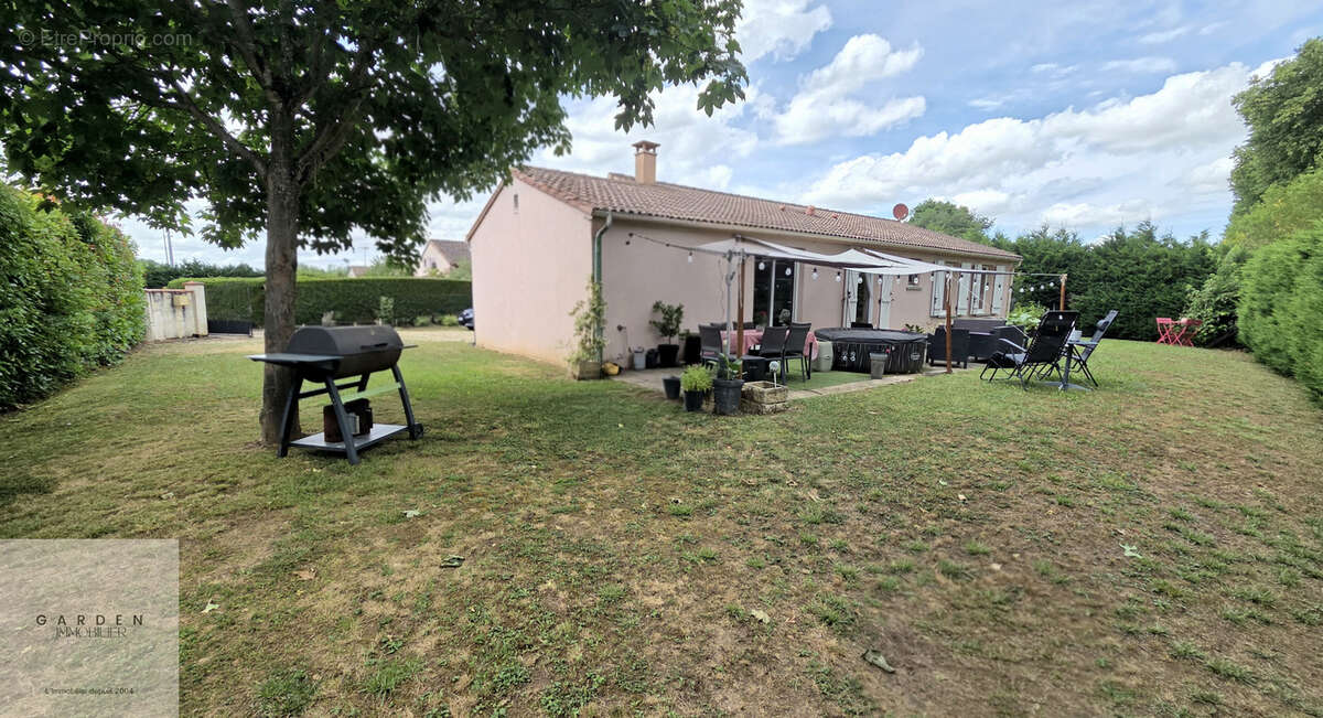 Maison à VIELMUR-SUR-AGOUT