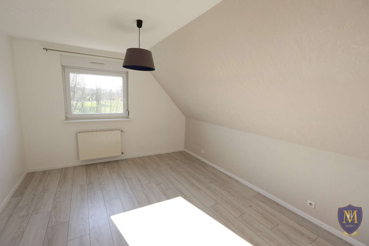 Knoeringue au calme belle maison 125m2 sur 7,61 ares - photo 9